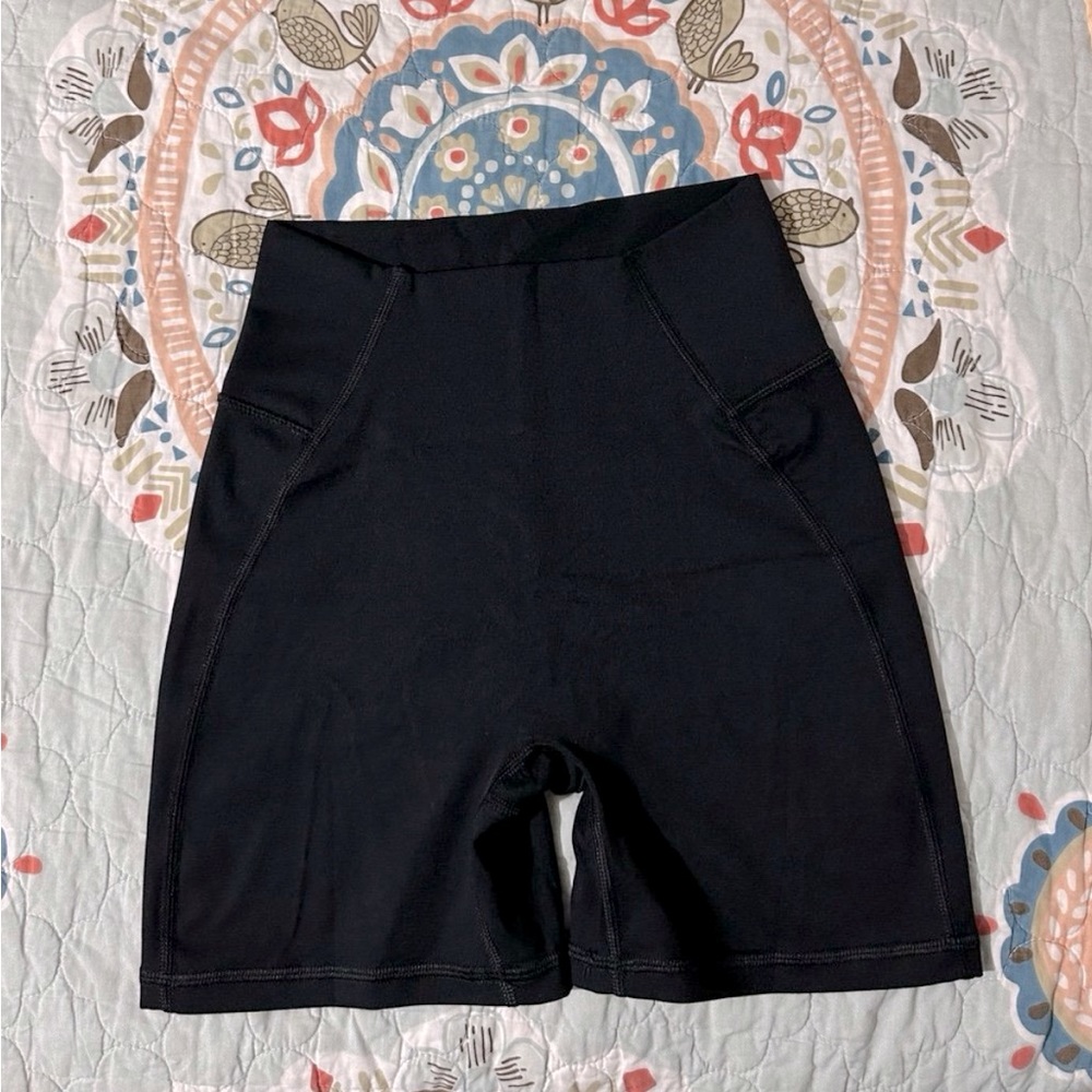 Paragon sculpt seam shorts